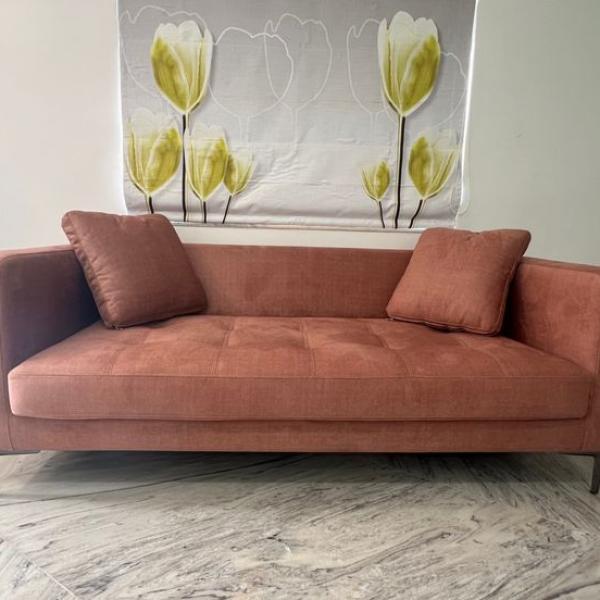 LOW BACK SOFA RY MODEL